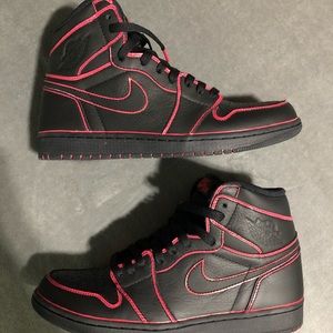 jordan 1 retro high og triple black